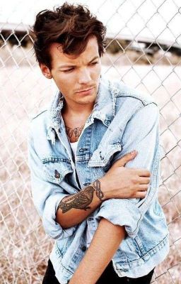 Я сестра Луи Томлинсона . Или жизнь с четыремя идеотами?