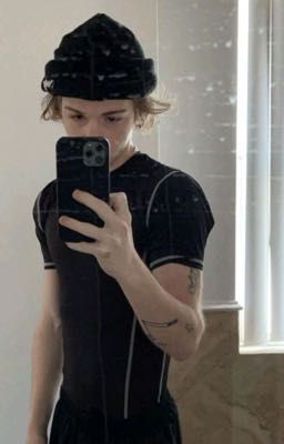 сводный братик.