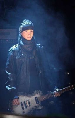 Любой ценой моя||Том Каулитц 