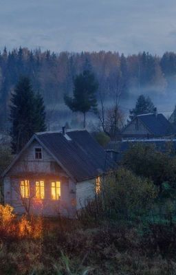 раз, два - мышка здесь одна,три, четыре - в злом таежном мире..