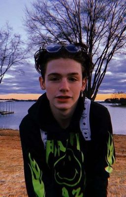 Ты идиот? Я не люблю тебя