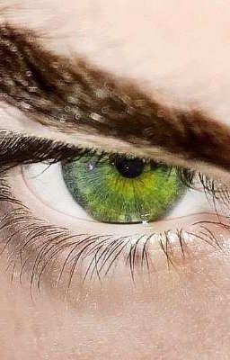 Те самые глаза.