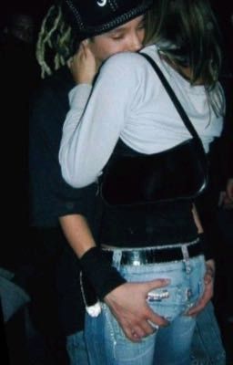 нам нельзя быть вместе