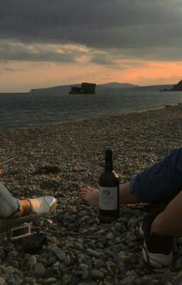 - Осталось 5 минут, скажи, что влюблена..