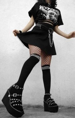 ~Изгой или опасная киллерша~ (закончен) 