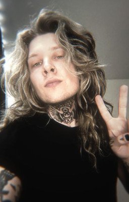 На струнах любви