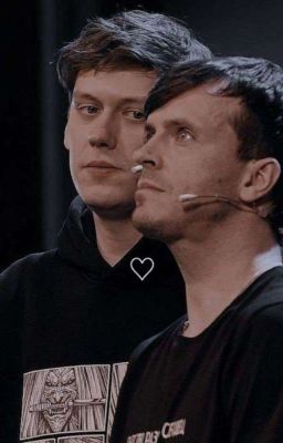 Блестит моя корона 