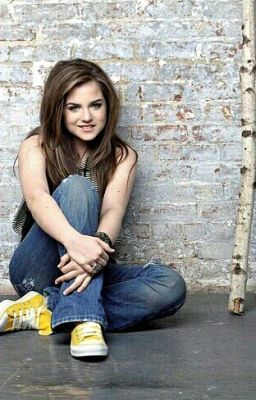  Меня удочерили вампиры  