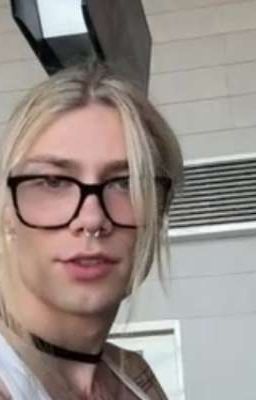 я влюбилась в своего врага||nkeeei