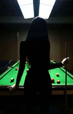 Красный бильярд