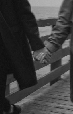 только держи меня за руку 