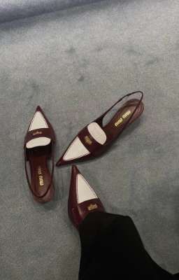 МЕСТО В СПОРТЕ ЗАНИМАЕТ ЛЮБОВЬ 