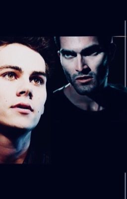 Пять раз, когда Дерек поцеловал Стайлза и один, когда Стайлз ему ответил