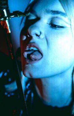 Сводная Сестра// Кира Медведева/ ЗАБРОШЕН