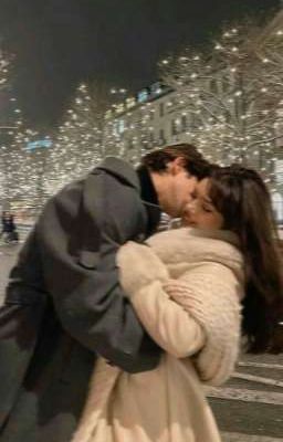 Голубка  в клетке  