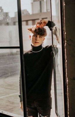 Дилан Хартман 