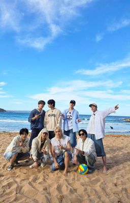 Реакции Stray kids