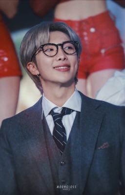 мой враг Ким Намджун{ЗАКОНЧЕН}