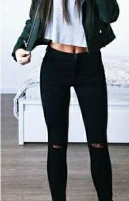 ТОЛСТУШКА😡😢 КАК НАДОЕЛА ТА