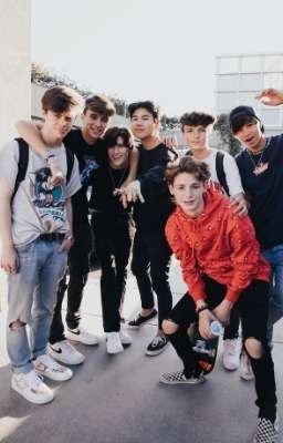 (ЗАВЕРШЕНО)Полувампиры(Пэйтон, Чейз, Джош, Ноен, Энтони) 