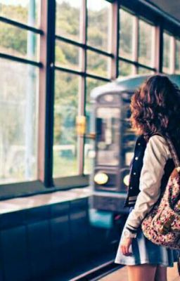 Девушка в метро