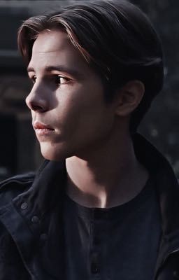 Она моя слабость..