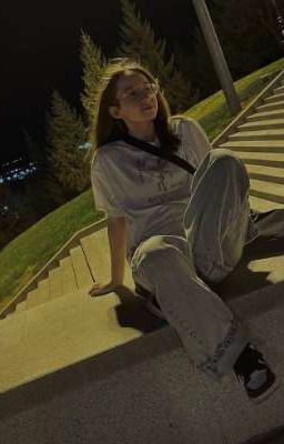 я тебя уже где-то видела..