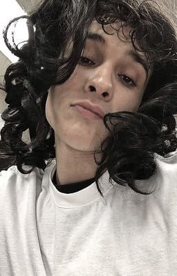 Пойдешь со мной на выпускной 