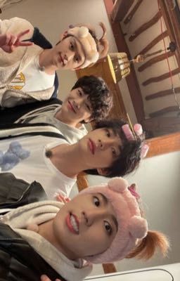 Омега милашка и грубая альфа? 