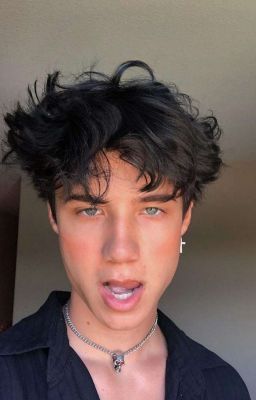 Жизнь по контракту 