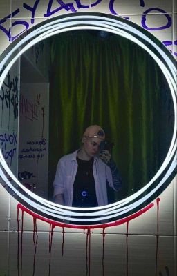 Полюби меня, сестренка.