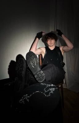 Пока мы не сломаемся || Данон/Даня.  Заморожен!!! 