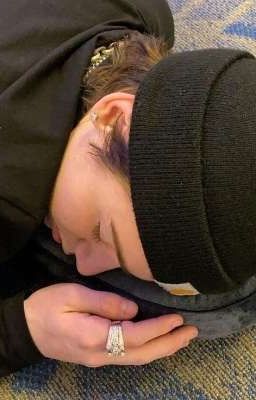 я научю тебя послушание, малышка) 