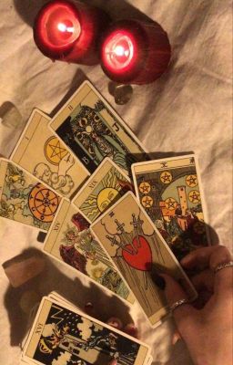 Таро Уэйта. Большая книга символов. Подробный разбор каждой карты.