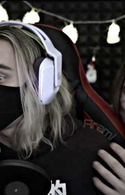 застрявшие в лифте...[закончен]