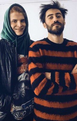 Рядом со мной