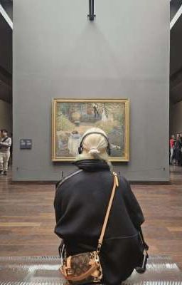 В картинной галерее 