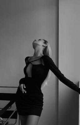 В маленьком чёрном платье...