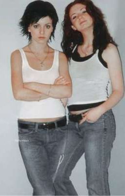 сводная сестра