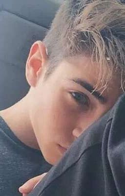 Ну уж очень привлекательный Домовой.