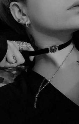 Он скрывает в себе что-то 