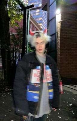 :: понимаешь, долги у них..