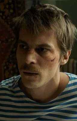 Почему такая красивая дама-плачет? ||Вова Адидас||