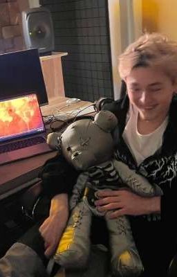 Как я мог влюбиться в него?!....