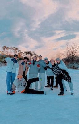 Реакции Stray kids|❤️~🖤|