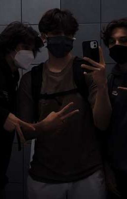 Трое на одну 