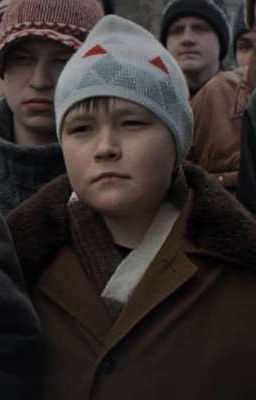 слово пацана//лампа. 