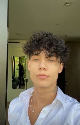 Что-то странное происходит.....