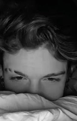 новенький,по имени пэйтон ниче такой)