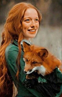 Девочка с тонкими пальцами в закулисье